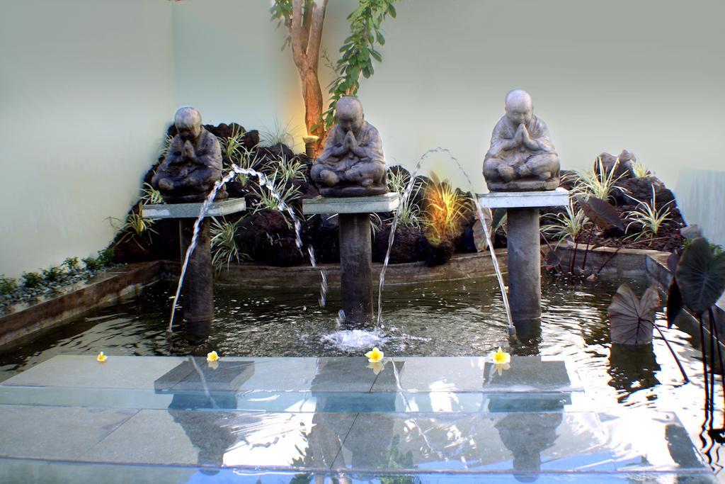 Bonsai Villas Seminyak Kamer foto